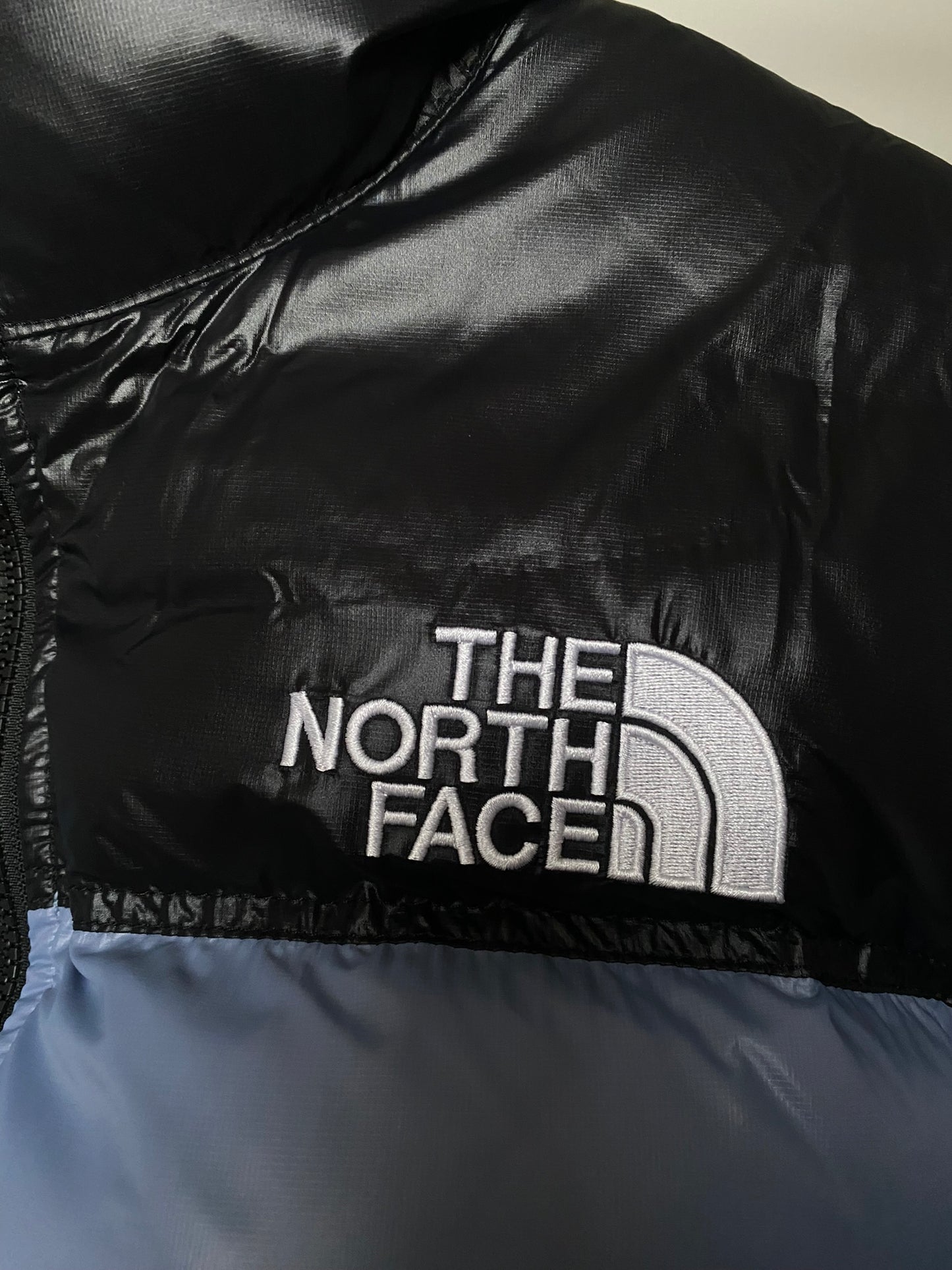 The North Face Women's Nuptse Short Jacket - folk blue