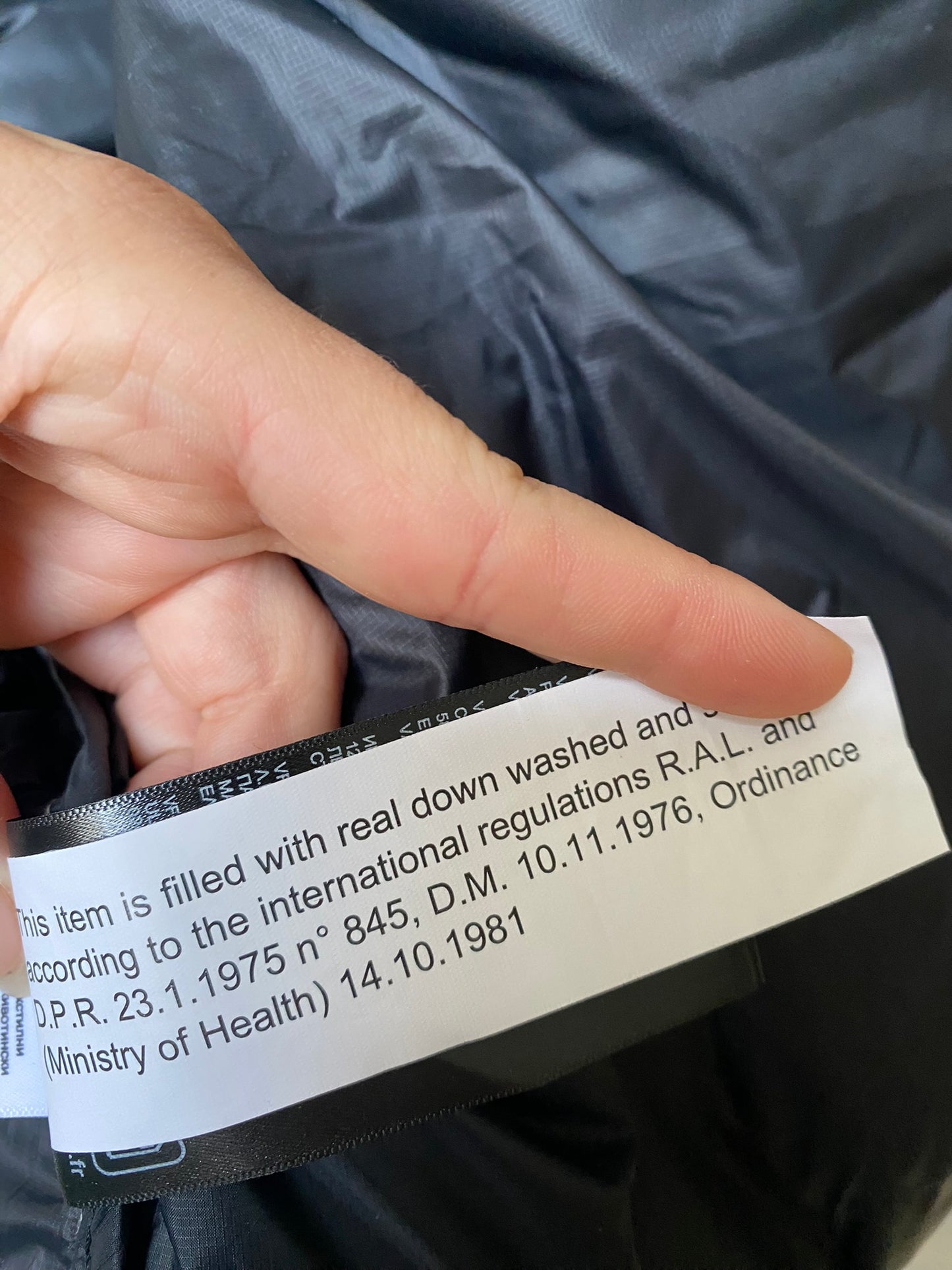 The North Face Women's Nuptse Short Jacket - white dune/black