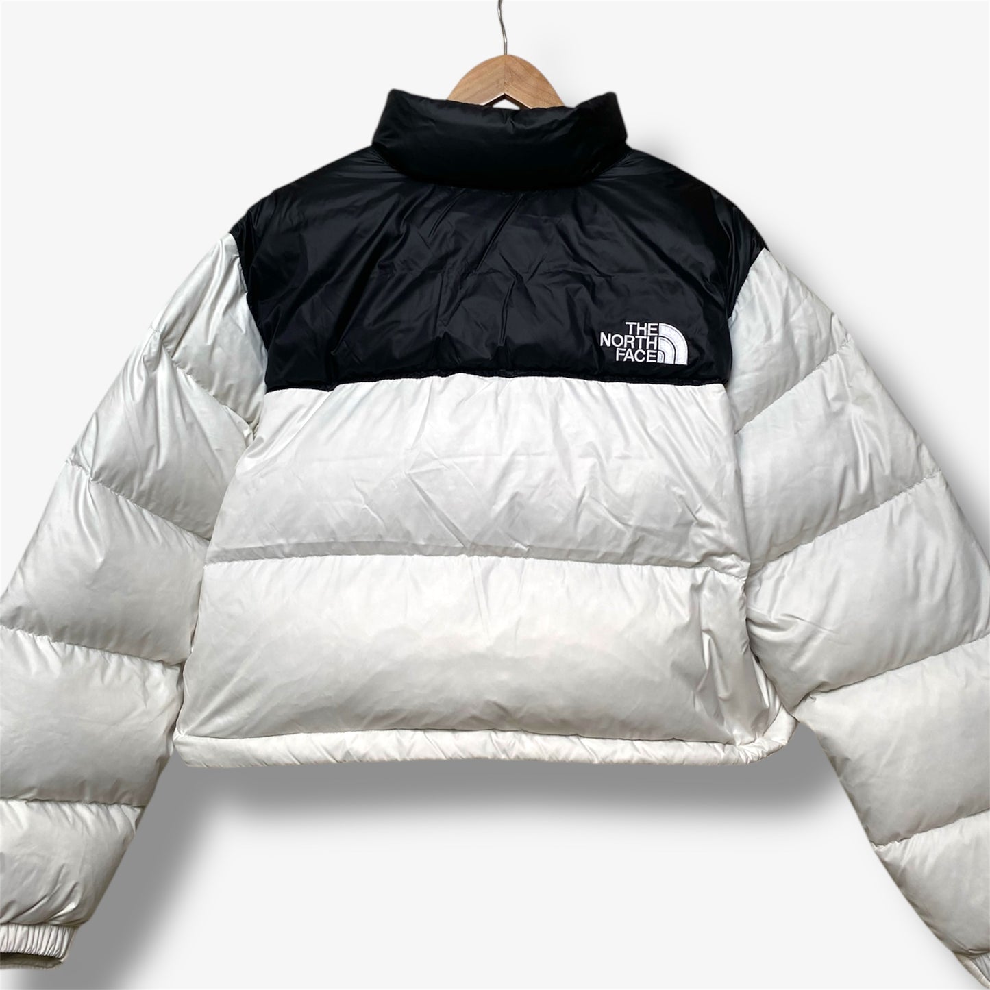 The North Face Women's Nuptse Short Jacket - white dune/black