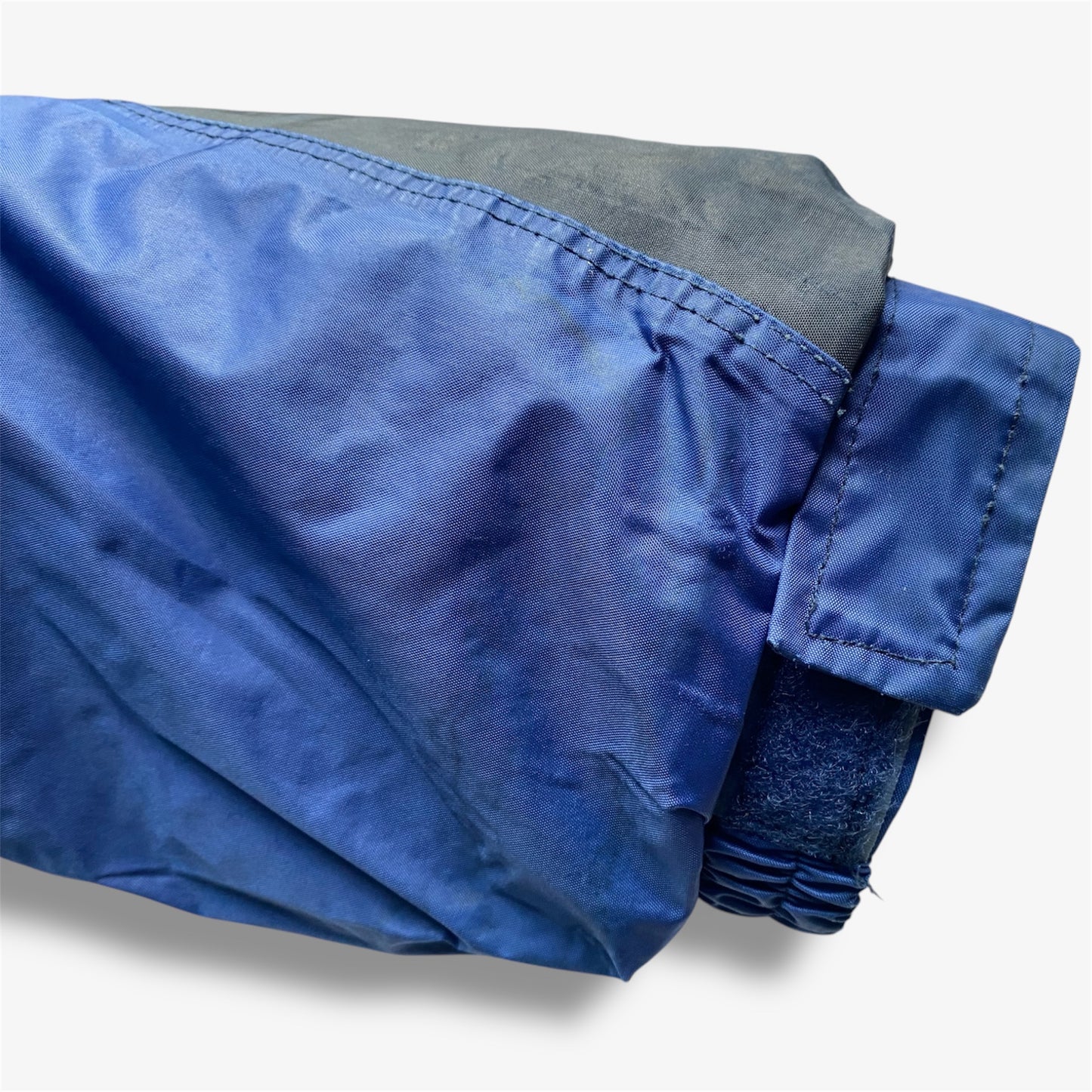 Adidas Vintage Jacket in Blue/Black