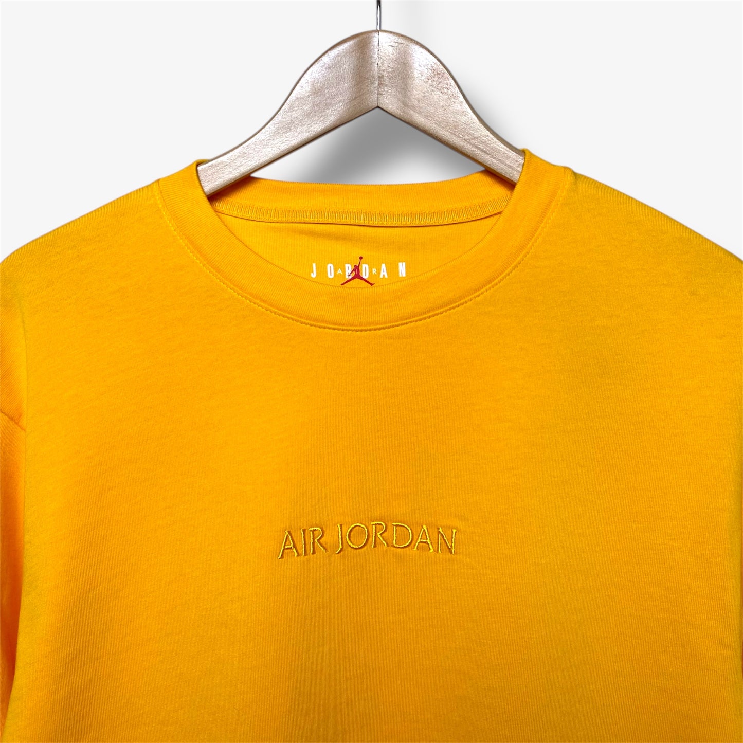 AIR JORDAN Wordmark Longsleeve Tee - University Gold